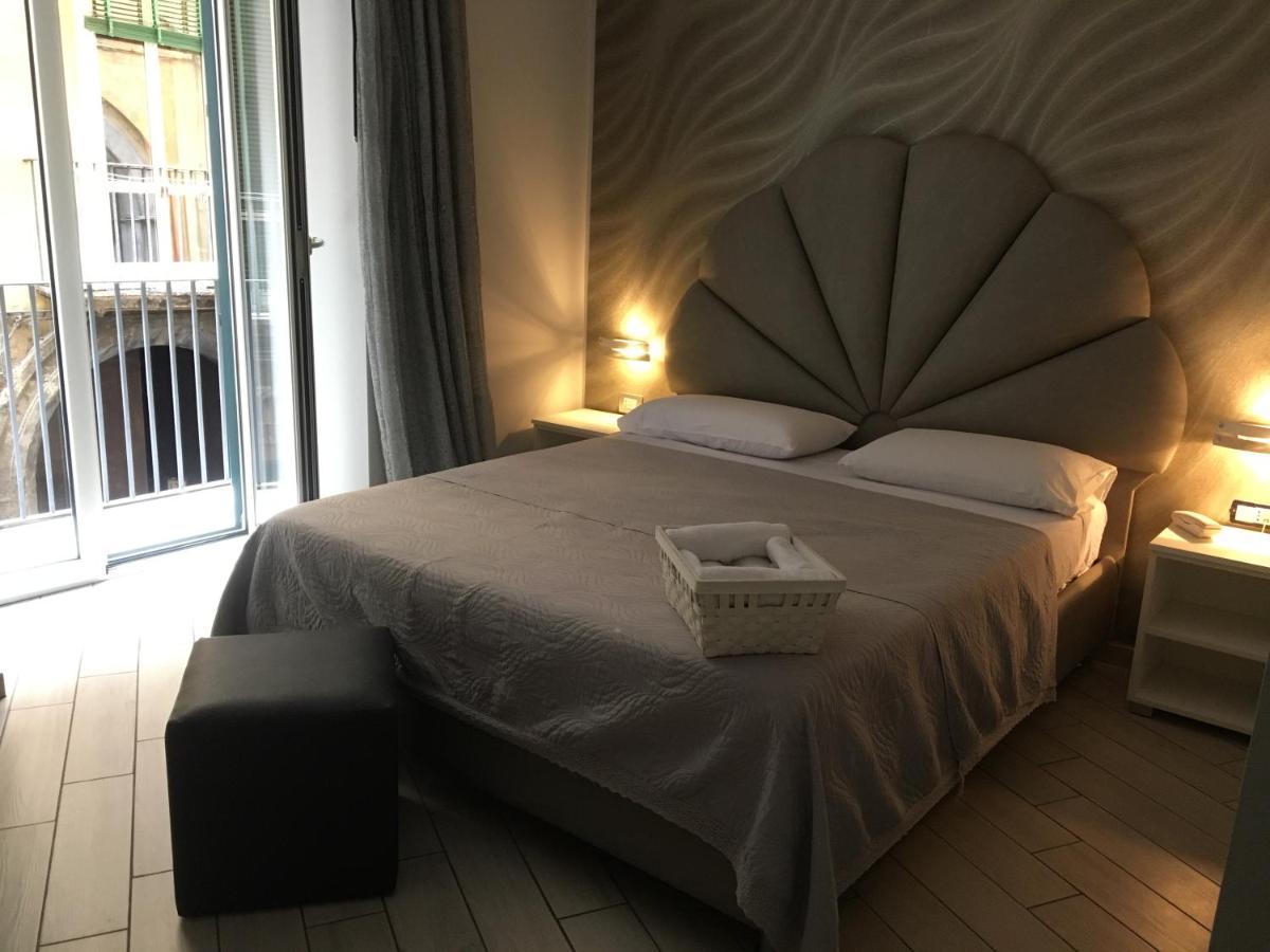 B&B Fiumara Наполи Екстериор снимка