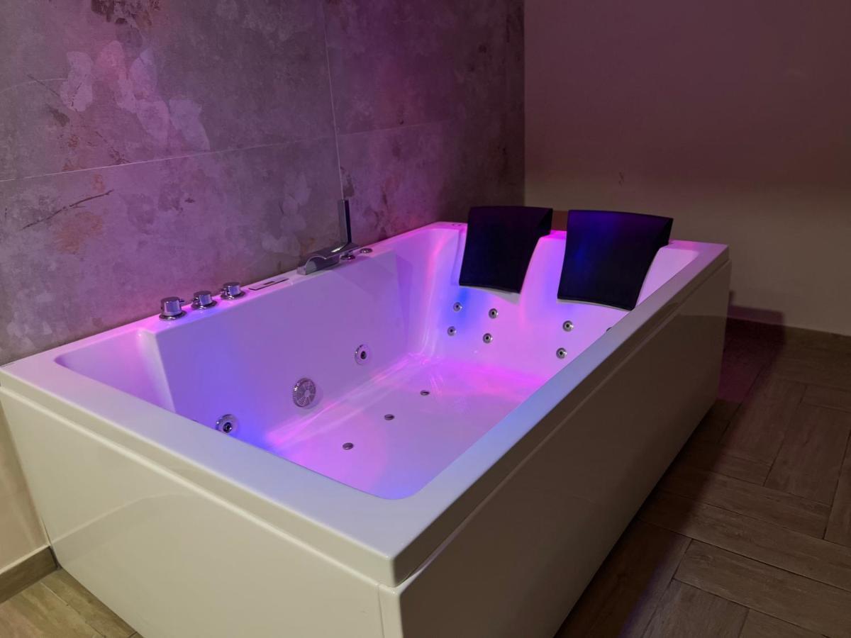B&B Fiumara Наполи Екстериор снимка